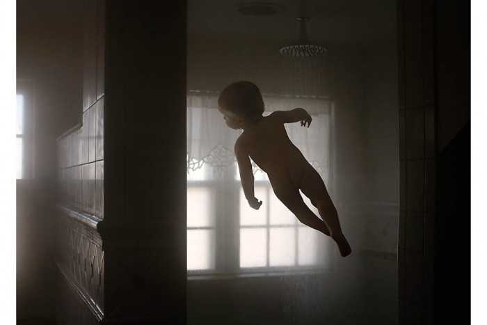 Летающий ребенок