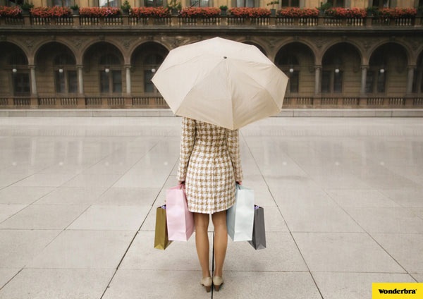 Удивительный бюстгальтер Wonderbra