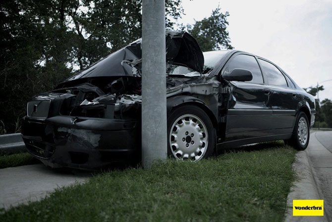 Удивительный бюстгальтер Wonderbra