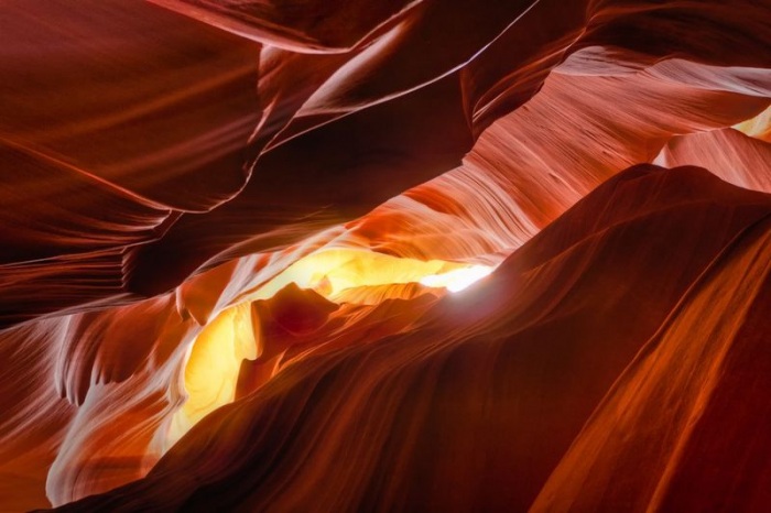 Неземная красота каньона Антилопы (25 фото)