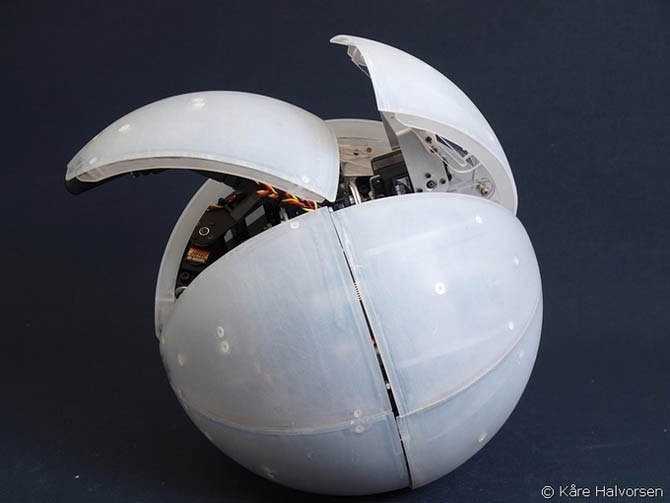 Робот-трансформер в виде шара