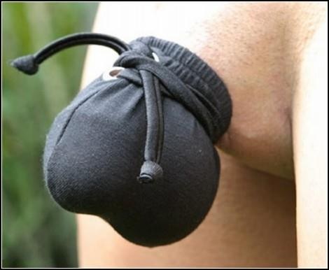 Мужчины тоже носят бикини. Обзор необычного мужского белья (14 фото)