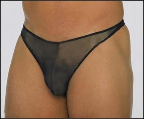 Мужчины тоже носят бикини. Обзор необычного мужского белья (14 фото)