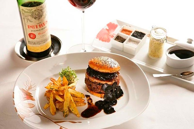 10 самых дорогих гамбургеров в мире