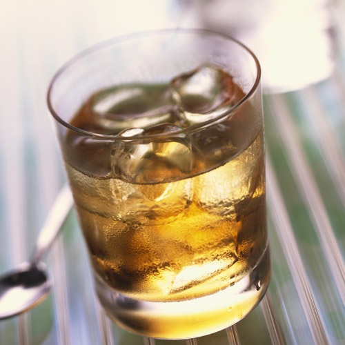 Взболтать, но не смешивать – 10 коктейлей Джеймса Бонда