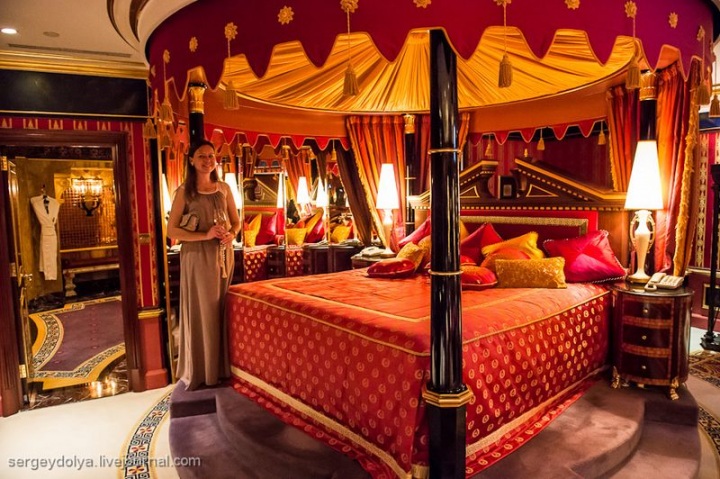 Новогоднее меню в Бурдж Аль Араб (31 фото)