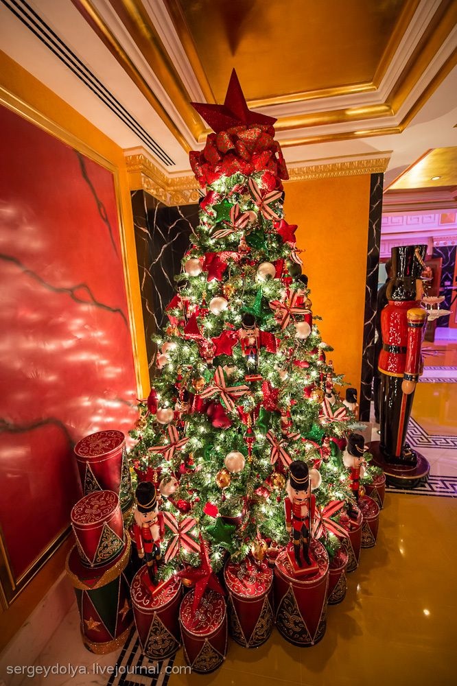 Новогоднее меню в Бурдж Аль Араб (31 фото)