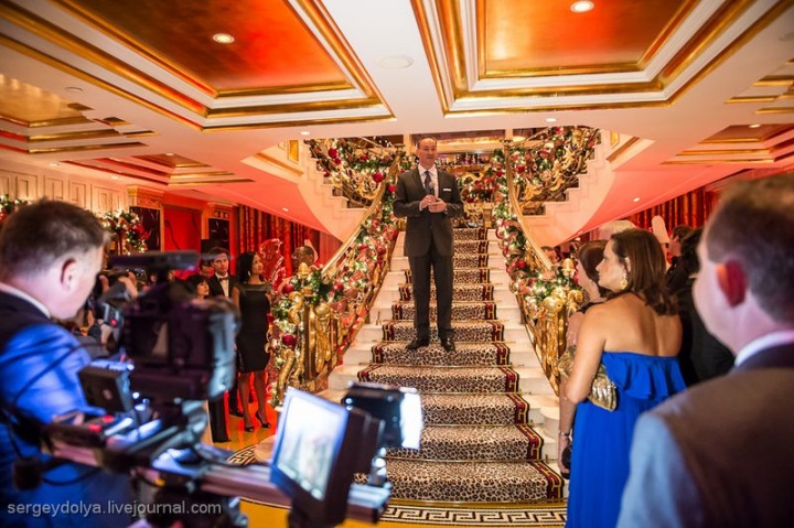 Новогоднее меню в Бурдж Аль Араб (31 фото)