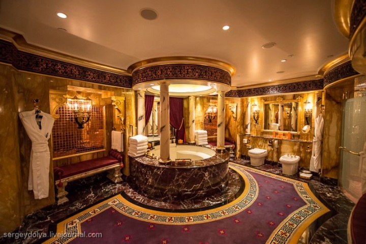 Новогоднее меню в Бурдж Аль Араб (31 фото)