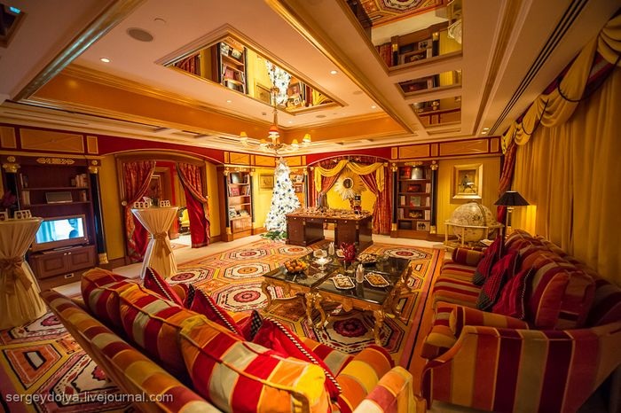 Новогоднее меню в Бурдж Аль Араб (31 фото)