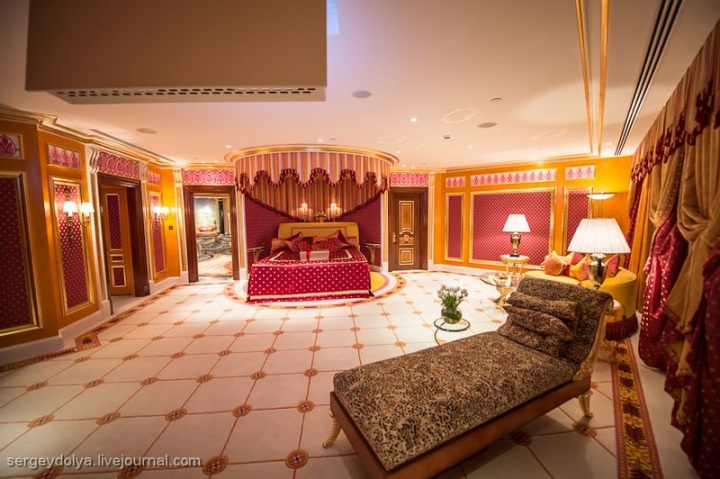 Новогоднее меню в Бурдж Аль Араб (31 фото)