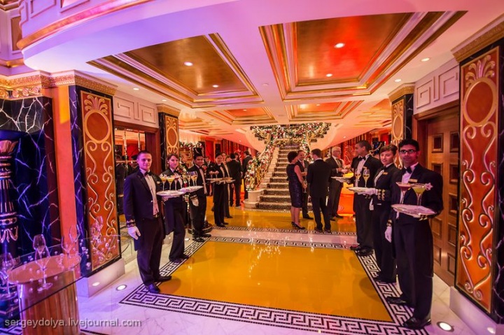 Новогоднее меню в Бурдж Аль Араб (31 фото)