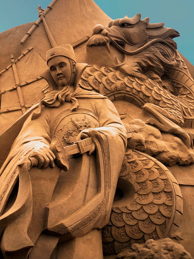 Скульптуры из песка от чемпиона мира по песочному искусству