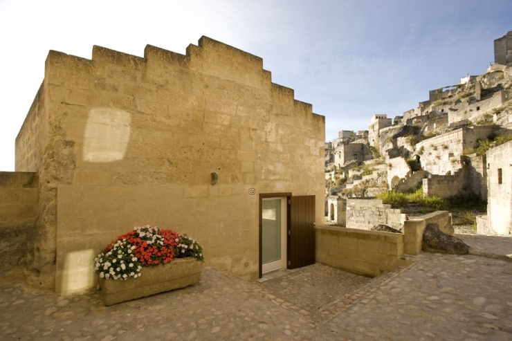 Дизайн-отель Basiliani неолит в современной обертке