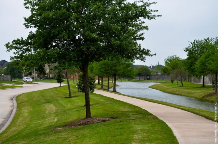 Как устроен спальный район США (25 фото)