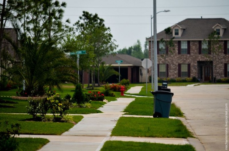 Как устроен спальный район США (25 фото)