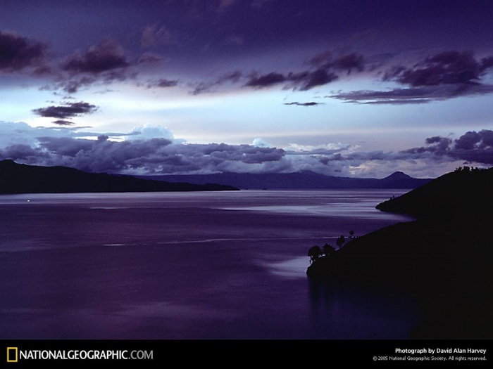 Розовое озеро в Сенегале