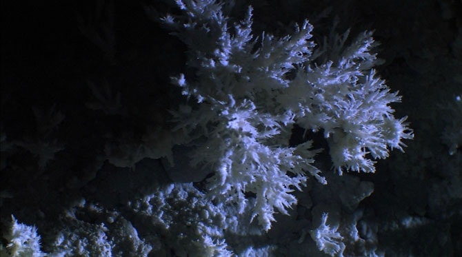 Завораживающая пещера Лечугия