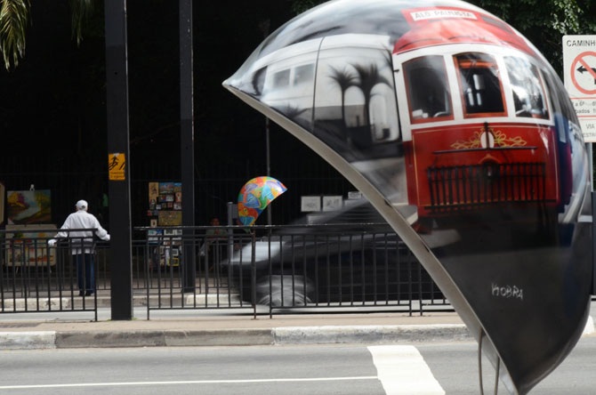 Парад таксофонов в Сан-Паулу