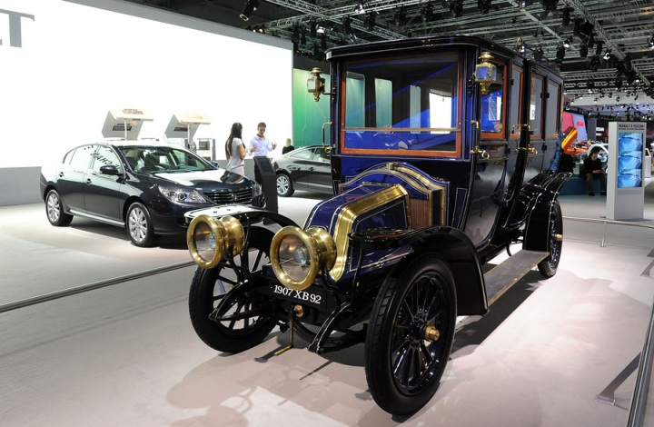 Московский международный автосалон 2012