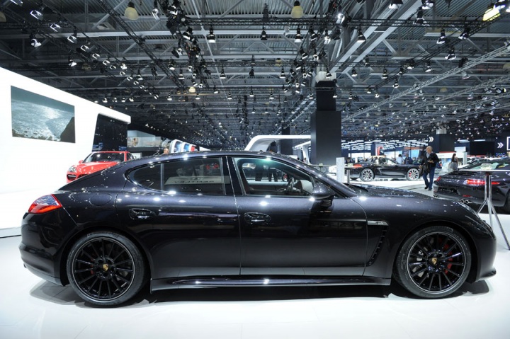 Московский международный автосалон 2012