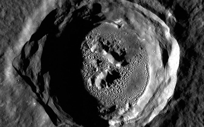 Вокруг Солнечной системы