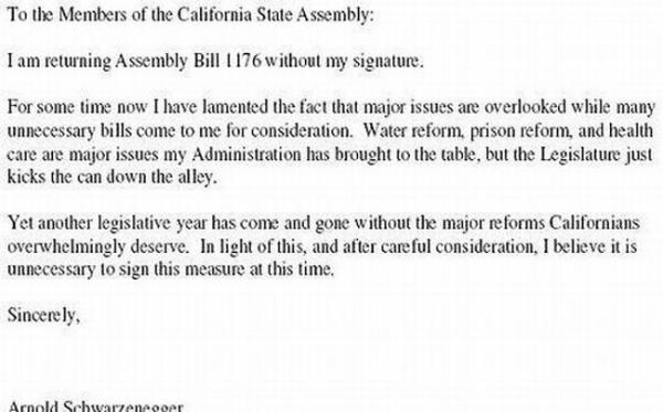 Шварценеггер отправил законодателям зашифрованное письмо (2 фото)
