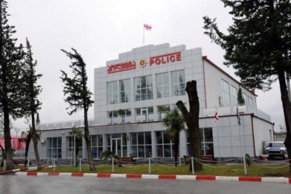 Гордость грузинских полицейских (22 фото)